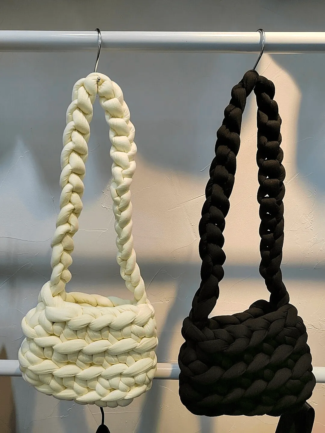 [_.iue._] wool crochet bag ao02